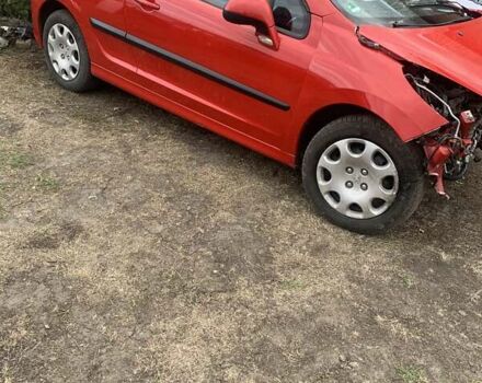 Красный Пежо 207, объемом двигателя 1.6 л и пробегом 125 тыс. км за 1650 $, фото 1 на Automoto.ua