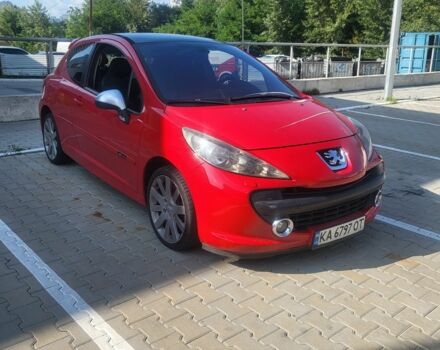 Красный Пежо 207, объемом двигателя 1.6 л и пробегом 220 тыс. км за 5200 $, фото 1 на Automoto.ua