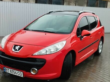 Пежо 207 2007 в Тальном на Automoto.ua Красный Пежо 207, объемом двигателя 1.6 л и пробегом 205 тыс. км за 5250 $, фото 1 на Automoto.ua