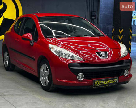 Красный Пежо 207, объемом двигателя 1.36 л и пробегом 169 тыс. км за 4500 $, фото 1 на Automoto.ua