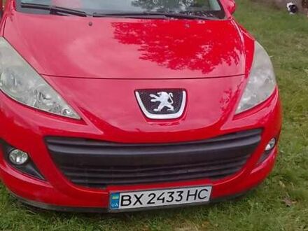 Пежо 207 2009 у Хмельницькому на Automoto.ua Червоний Пежо 207, об'ємом двигуна 1.4 л та пробігом 230 тис. км за 4500 $, фото 1 на Automoto.ua