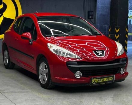 Красный Пежо 207, объемом двигателя 1.4 л и пробегом 169 тыс. км за 4500 $, фото 1 на Automoto.ua