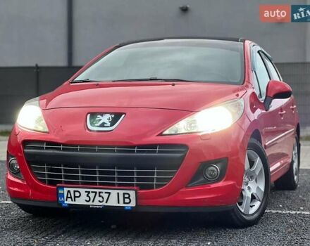 Пежо 207 2012 у Києві на Automoto.ua Червоний Пежо 207, об'ємом двигуна 1.6 л та пробігом 87 тис. км за 6500 $, фото 1 на Automoto.ua