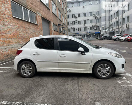 Пежо 207, объемом двигателя 1.4 л и пробегом 216 тыс. км за 4900 $, фото 33 на Automoto.ua