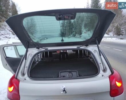 Пежо 207, объемом двигателя 1.4 л и пробегом 220 тыс. км за 4300 $, фото 5 на Automoto.ua