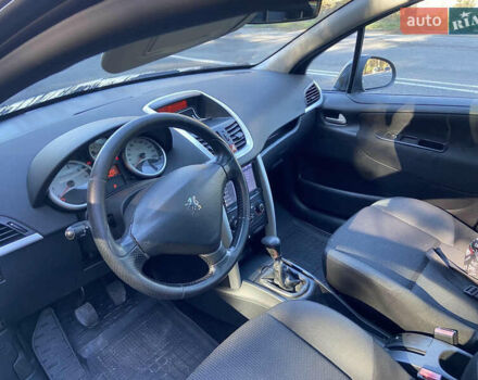 Пежо 207, объемом двигателя 1.4 л и пробегом 150 тыс. км за 4900 $, фото 5 на Automoto.ua