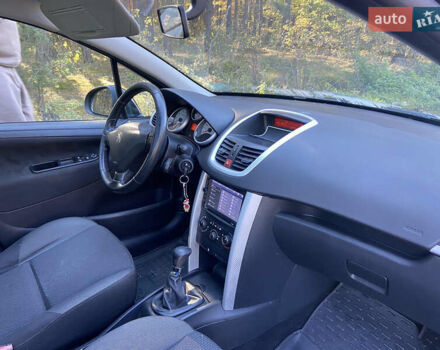 Пежо 207, объемом двигателя 1.4 л и пробегом 150 тыс. км за 4900 $, фото 2 на Automoto.ua