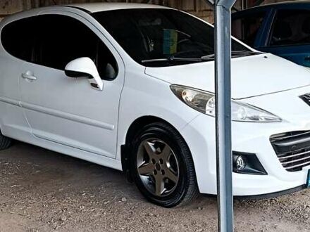 Пежо 207, объемом двигателя 1.4 л и пробегом 181 тыс. км за 4700 $, фото 1 на Automoto.ua