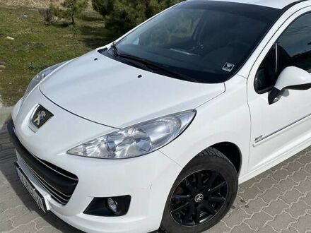 Пежо 207 2010 в Львове на Automoto.ua Пежо 207, объемом двигателя 1.6 л и пробегом 258 тыс. км за 4900 $, фото 1 на Automoto.ua