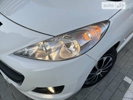 Пежо 207 2012 в Львове на Automoto.ua Пежо 207, объемом двигателя 1.6 л и пробегом 194 тыс. км за 6288 $, фото 1 на Automoto.ua