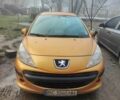 Желтый Пежо 207, объемом двигателя 1.6 л и пробегом 167 тыс. км за 4600 $, фото 1 на Automoto.ua
