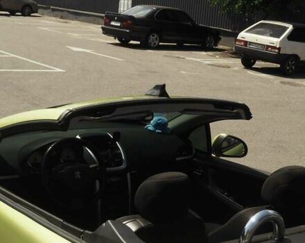 Желтый Пежо 207, объемом двигателя 1.61 л и пробегом 192 тыс. км за 6300 $, фото 5 на Automoto.ua