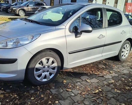 Серый Пежо 207, объемом двигателя 1.4 л и пробегом 205 тыс. км за 4200 $, фото 3 на Automoto.ua