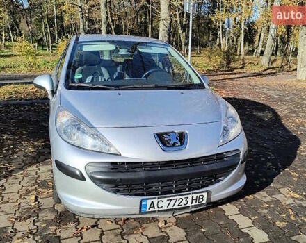 Серый Пежо 207, объемом двигателя 1.4 л и пробегом 205 тыс. км за 4200 $, фото 2 на Automoto.ua