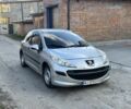 Серый Пежо 207, объемом двигателя 1.4 л и пробегом 372 тыс. км за 2000 $, фото 1 на Automoto.ua