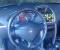 Серый Пежо 207, объемом двигателя 1.56 л и пробегом 81 тыс. км за 5700 $, фото 2 на Automoto.ua