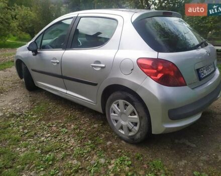 Сірий Пежо 207, об'ємом двигуна 1.4 л та пробігом 218 тис. км за 2550 $, фото 4 на Automoto.ua