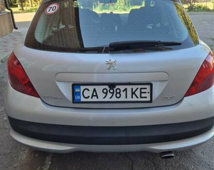 Серый Пежо 207, объемом двигателя 1.6 л и пробегом 136 тыс. км за 5000 $, фото 5 на Automoto.ua