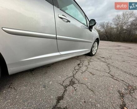 Сірий Пежо 207, об'ємом двигуна 1.6 л та пробігом 140 тис. км за 4000 $, фото 9 на Automoto.ua