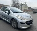Сірий Пежо 207, об'ємом двигуна 1.4 л та пробігом 244 тис. км за 3800 $, фото 1 на Automoto.ua