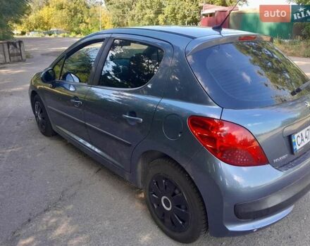Сірий Пежо 207, об'ємом двигуна 1.36 л та пробігом 215 тис. км за 4500 $, фото 7 на Automoto.ua