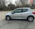 Сірий Пежо 207, об'ємом двигуна 1.6 л та пробігом 140 тис. км за 4000 $, фото 12 на Automoto.ua