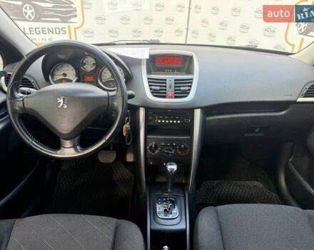 Серый Пежо 207, объемом двигателя 1.6 л и пробегом 167 тыс. км за 4900 $, фото 6 на Automoto.ua