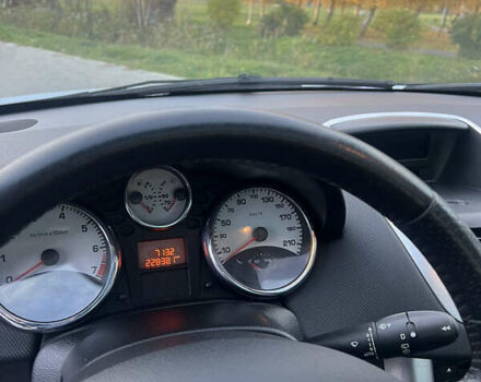 Серый Пежо 207, объемом двигателя 1.6 л и пробегом 228 тыс. км за 4300 $, фото 6 на Automoto.ua