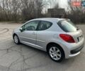 Сірий Пежо 207, об'ємом двигуна 1.6 л та пробігом 140 тис. км за 4000 $, фото 7 на Automoto.ua