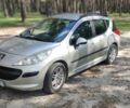 Серый Пежо 207, объемом двигателя 1.56 л и пробегом 197 тыс. км за 4300 $, фото 1 на Automoto.ua