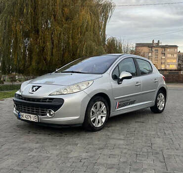 Серый Пежо 207, объемом двигателя 1.6 л и пробегом 228 тыс. км за 4300 $, фото 1 на Automoto.ua