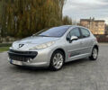 Серый Пежо 207, объемом двигателя 1.6 л и пробегом 228 тыс. км за 4300 $, фото 1 на Automoto.ua