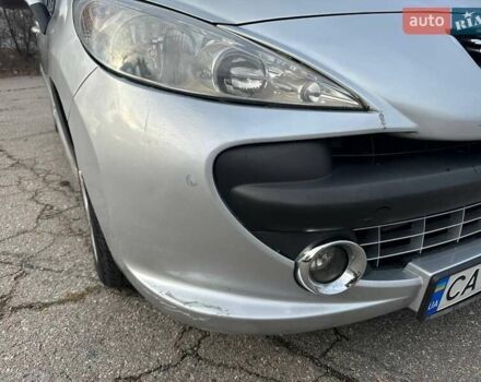 Сірий Пежо 207, об'ємом двигуна 1.6 л та пробігом 140 тис. км за 4000 $, фото 8 на Automoto.ua