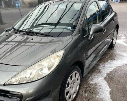 Серый Пежо 207, объемом двигателя 1.4 л и пробегом 260 тыс. км за 3500 $, фото 1 на Automoto.ua