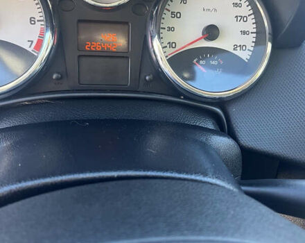 Сірий Пежо 207, об'ємом двигуна 1.6 л та пробігом 227 тис. км за 4800 $, фото 6 на Automoto.ua
