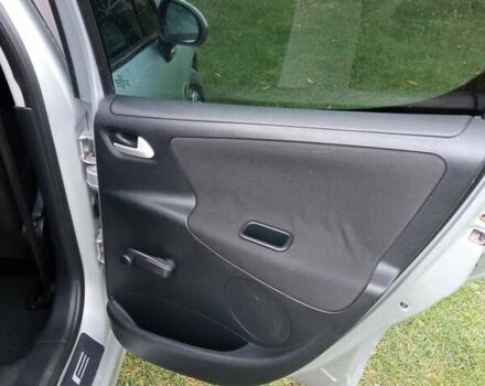 Пежо 207 2008 в Бродах на Automoto.ua Серый Пежо 207, объемом двигателя 1.56 л и пробегом 204 тыс. км за 4950 $, фото 13 на Automoto.ua