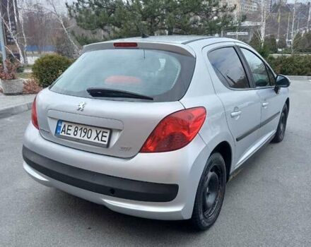 Серый Пежо 207, объемом двигателя 1.4 л и пробегом 219 тыс. км за 3400 $, фото 5 на Automoto.ua