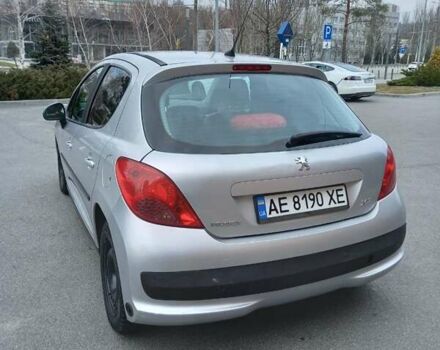 Серый Пежо 207, объемом двигателя 1.4 л и пробегом 219 тыс. км за 3400 $, фото 4 на Automoto.ua