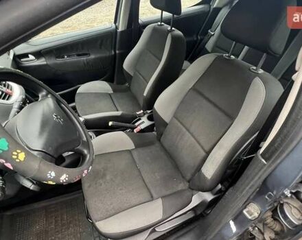 Серый Пежо 207, объемом двигателя 1.4 л и пробегом 166 тыс. км за 5190 $, фото 8 на Automoto.ua