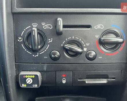 Серый Пежо 207, объемом двигателя 1.4 л и пробегом 166 тыс. км за 5190 $, фото 18 на Automoto.ua