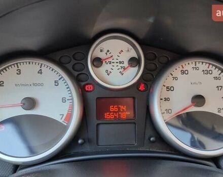 Серый Пежо 207, объемом двигателя 1.4 л и пробегом 166 тыс. км за 5400 $, фото 13 на Automoto.ua
