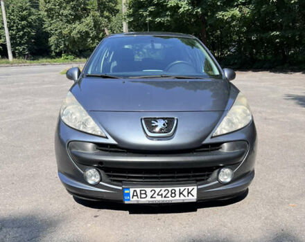 Серый Пежо 207, объемом двигателя 1.4 л и пробегом 125 тыс. км за 4600 $, фото 1 на Automoto.ua