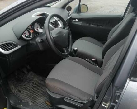 Серый Пежо 207, объемом двигателя 1.4 л и пробегом 107 тыс. км за 7100 $, фото 5 на Automoto.ua