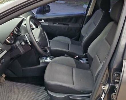 Сірий Пежо 207, об'ємом двигуна 1.36 л та пробігом 70 тис. км за 4600 $, фото 10 на Automoto.ua
