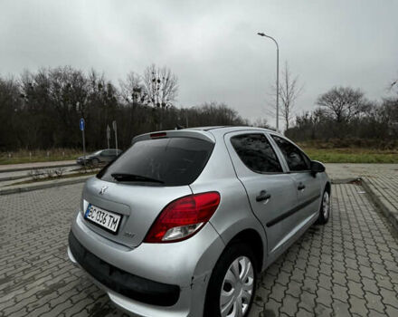 Серый Пежо 207, объемом двигателя 1.36 л и пробегом 156 тыс. км за 3400 $, фото 3 на Automoto.ua