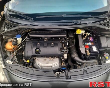 Серый Пежо 207, объемом двигателя 1.6 л и пробегом 175 тыс. км за 6400 $, фото 3 на Automoto.ua