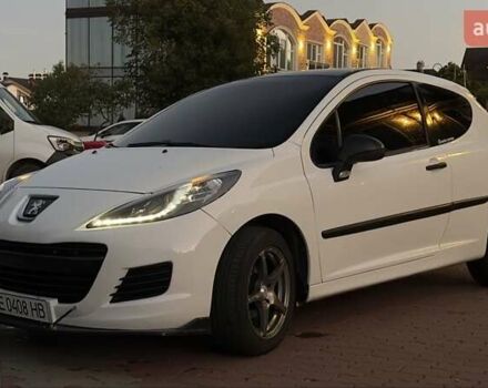 Серый Пежо 207, объемом двигателя 1.4 л и пробегом 210 тыс. км за 5000 $, фото 1 на Automoto.ua