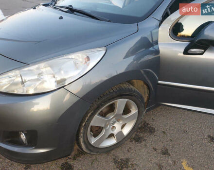 Серый Пежо 207, объемом двигателя 1.6 л и пробегом 207 тыс. км за 5300 $, фото 7 на Automoto.ua
