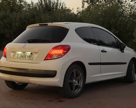 Серый Пежо 207, объемом двигателя 1.4 л и пробегом 210 тыс. км за 5000 $, фото 3 на Automoto.ua