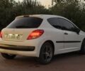 Серый Пежо 207, объемом двигателя 1.4 л и пробегом 210 тыс. км за 5000 $, фото 3 на Automoto.ua